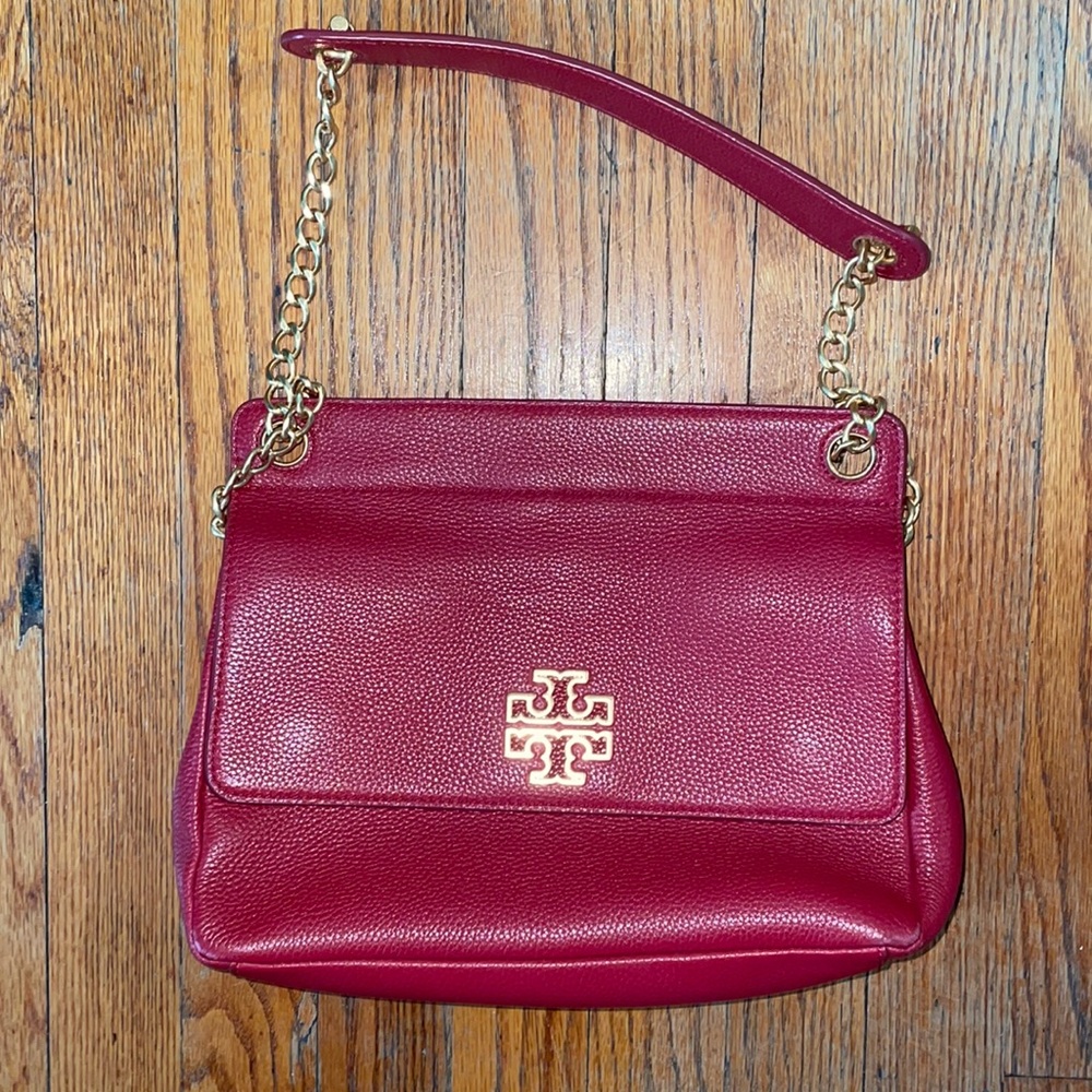Red Tory Burch crossbody/shoulder purse